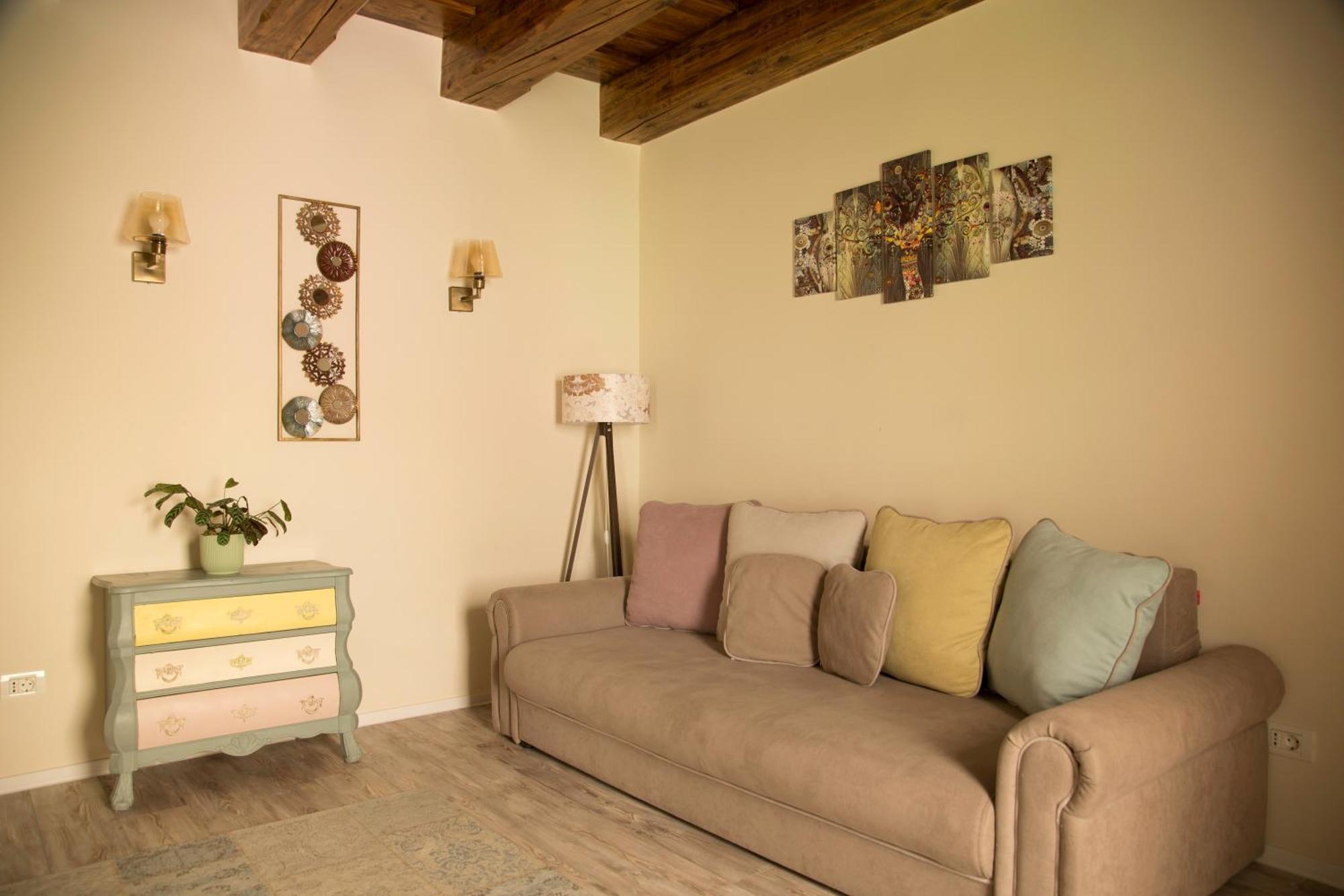Seek And Hide - Little Julia'S Hideaway Brasov Exterior photo